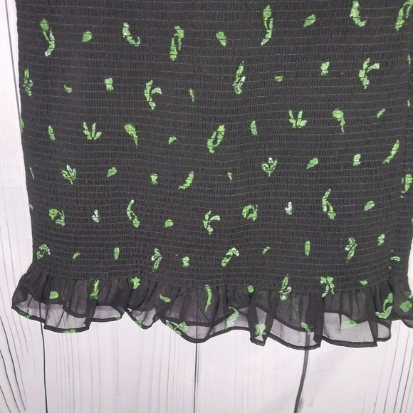 Aritzia Wilfred Luella smocked mini dress in a black with green leaf print - Picture 5 of 10